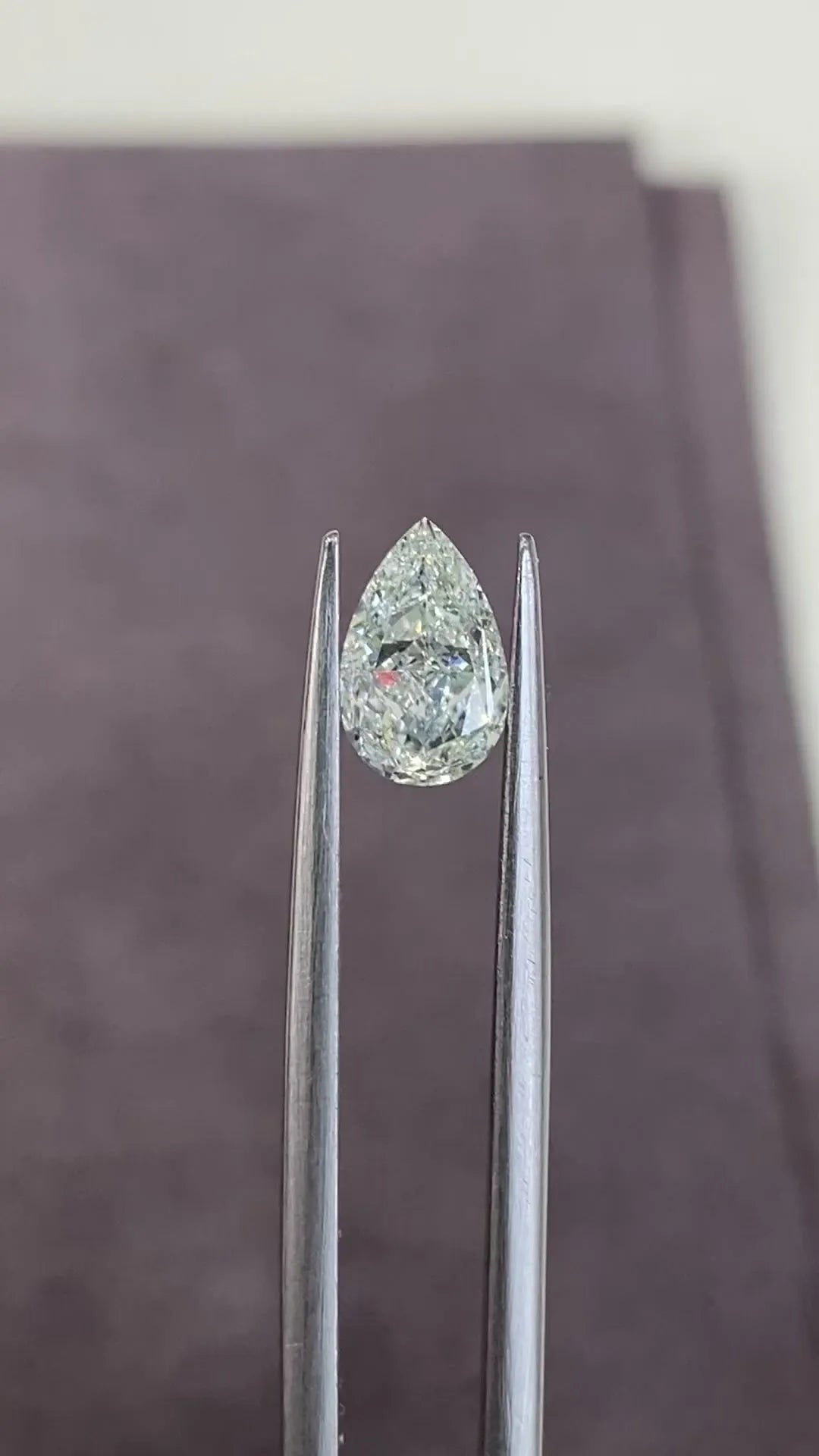1.27ct Pear Natural Diamond (Colour Faint Green, Clarity VS2, GIA Certified) - The Carat Club