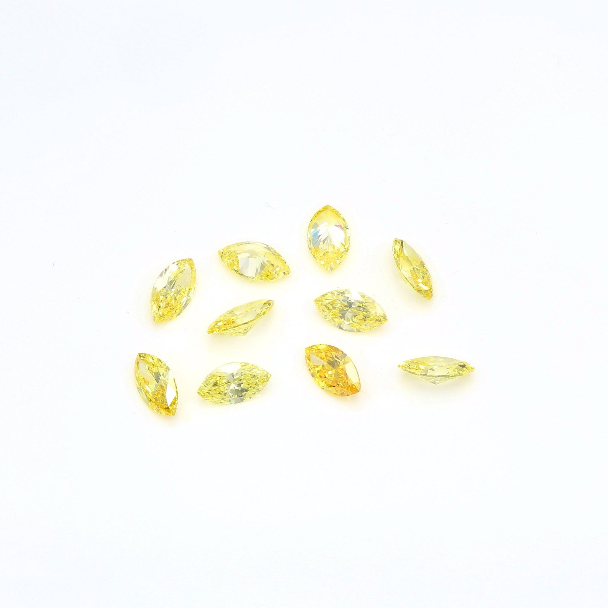 4.5mm x 2.5mm Yellow Marquise Lab Grown Diamond - The Carat Club