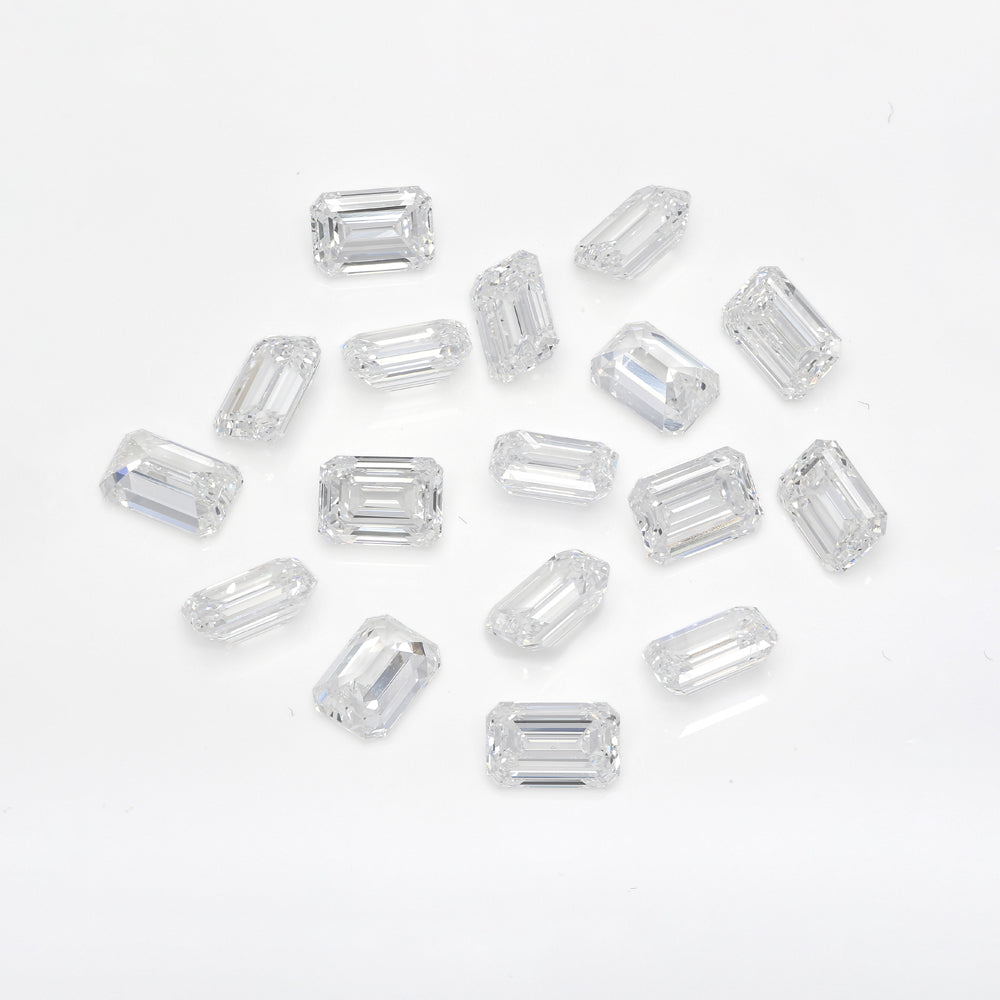 Emerald natural diamond melee